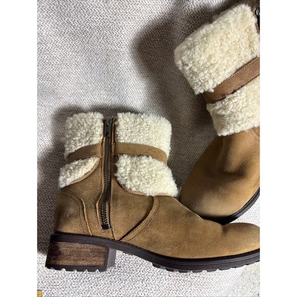 UGG Australia Blayre II Womens 8.5 Boots Brown Leather Sheepskin Lined 1008220 - Picture 6 of 8